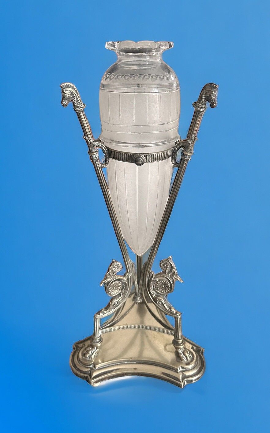 Henry Wilkinson & Co. Of Sheffield, Circa 1850 1870. Secessionist Epergne