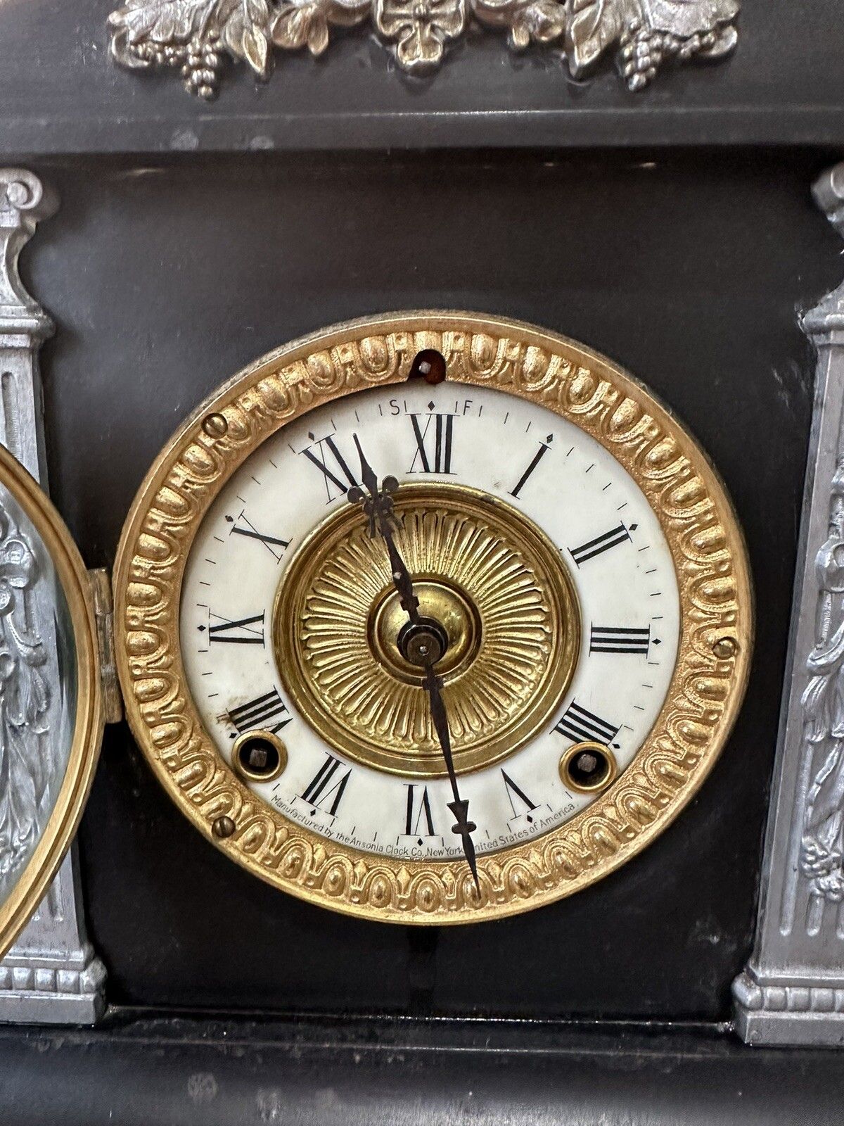 Fabulous Victorian Ansonia Antique Architectural Mock Slate Metal Mantel Clock photo vinterior