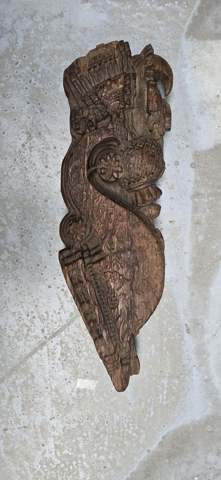 Vintage Indian Teakwood Corbels – Hand Carved Wall Brackets With Floral Motifs (Early 20th Century) photo 195.0