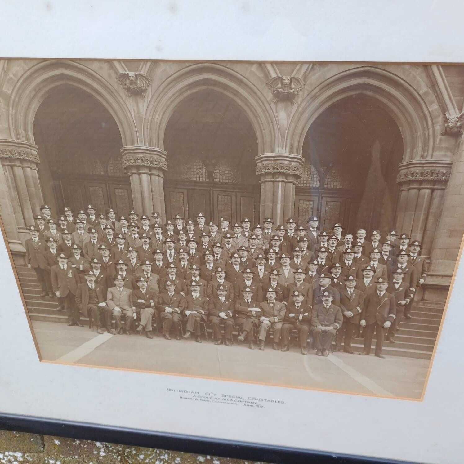 Antique Nottingham (Volunteer) Police Photograph From 1917, Ww1 In Black Vintage Glazed Frame   Large Photo Of Nottingham Special Constables