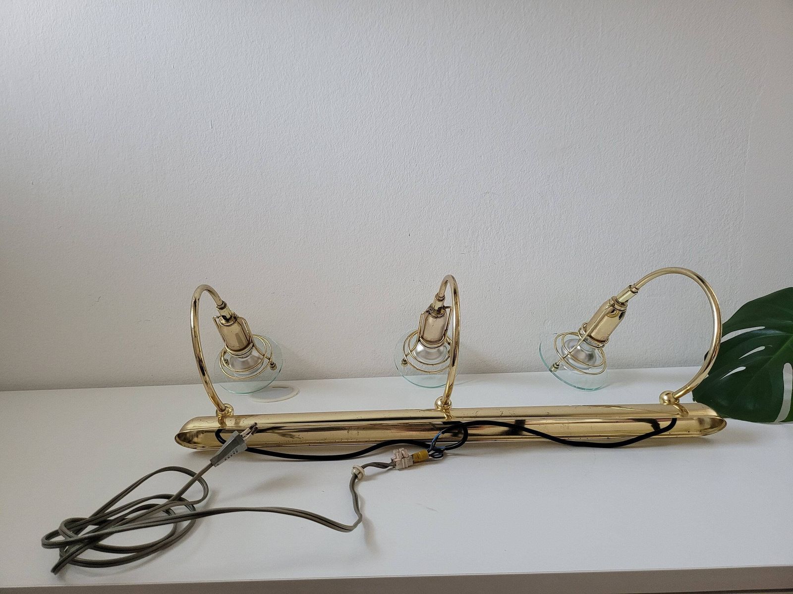 Vintage Wall Lamp, Golden Wall Light, Adjustable Sconces, Spotlights, 90's Lamps, Holywood Regeny Style, Bedside Lamps, Adjustable Lamps photo Lighting