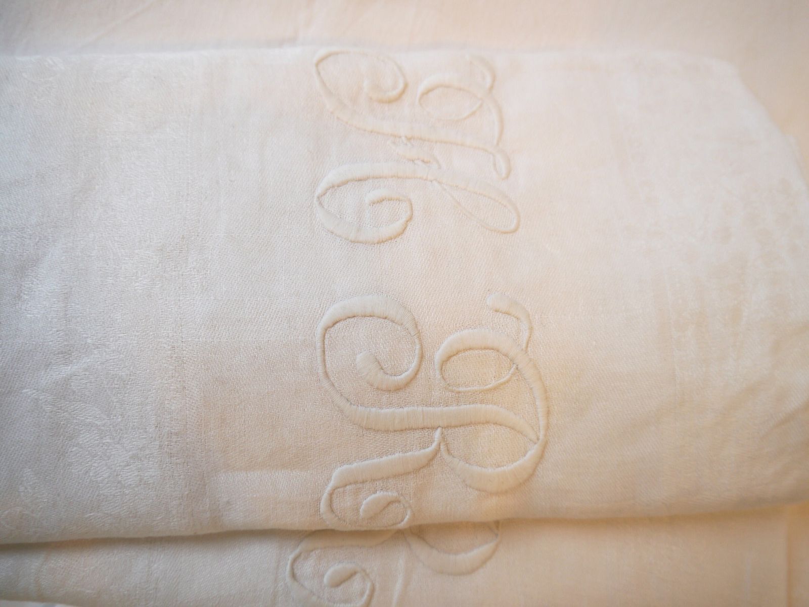 Set Of 6 French Damask Hand Stitched Napkins, Vintage Table Napkins, Monogrammed Cotton Damask Table Napkins, photo Textiles