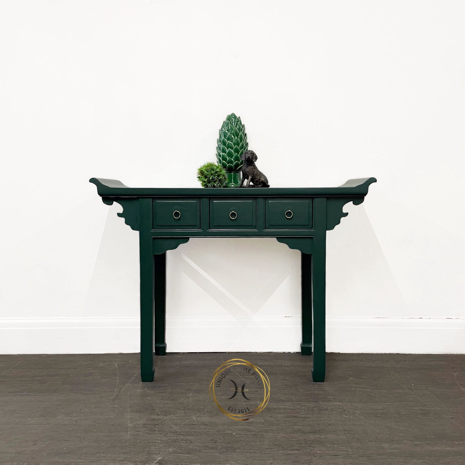 Green Oriental Style Console