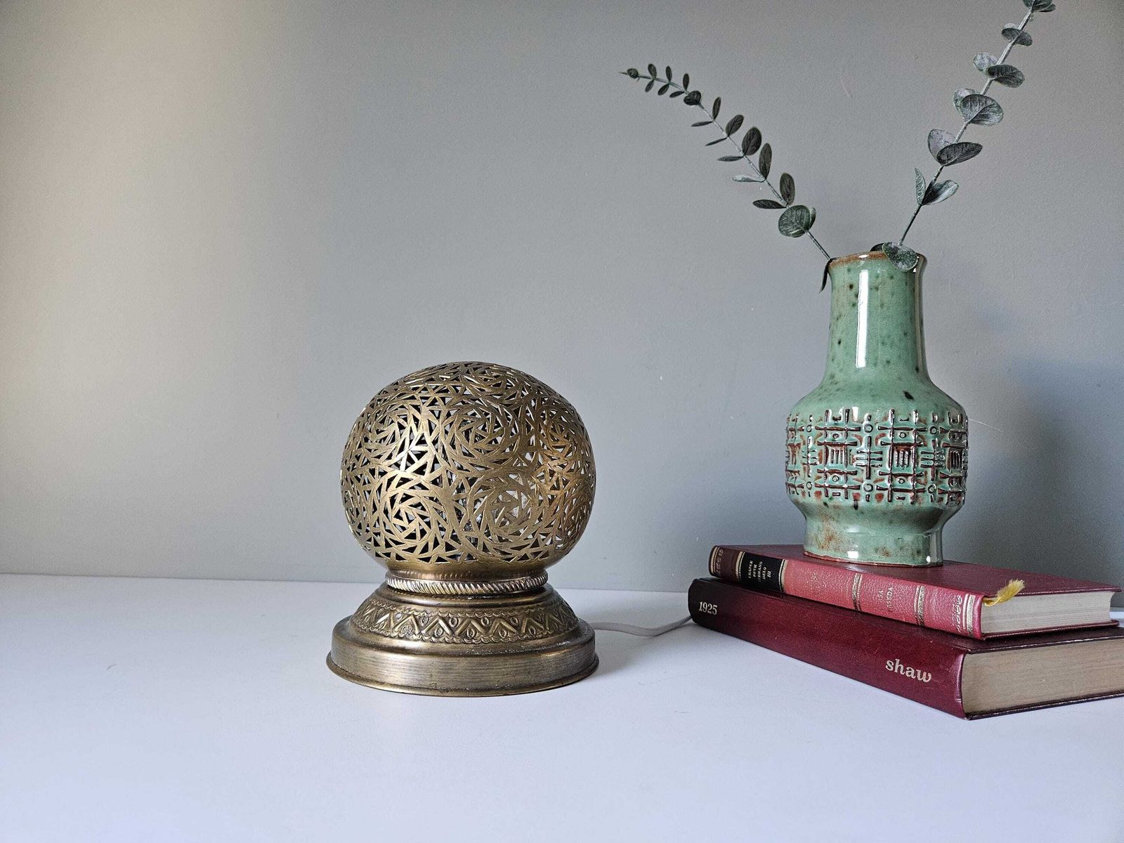 Vintage Table Lamp, Bedside Lamp, Brass Lamp, Desk Lamp, Nightstand Light, Night Light, Romantic Lamp, Golden Lamp, Magic Ball photo furniture
