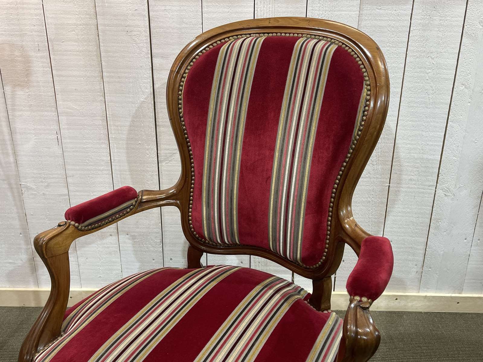 Napoleon III Armchair Late 19th Century In Walnut photo vinterior