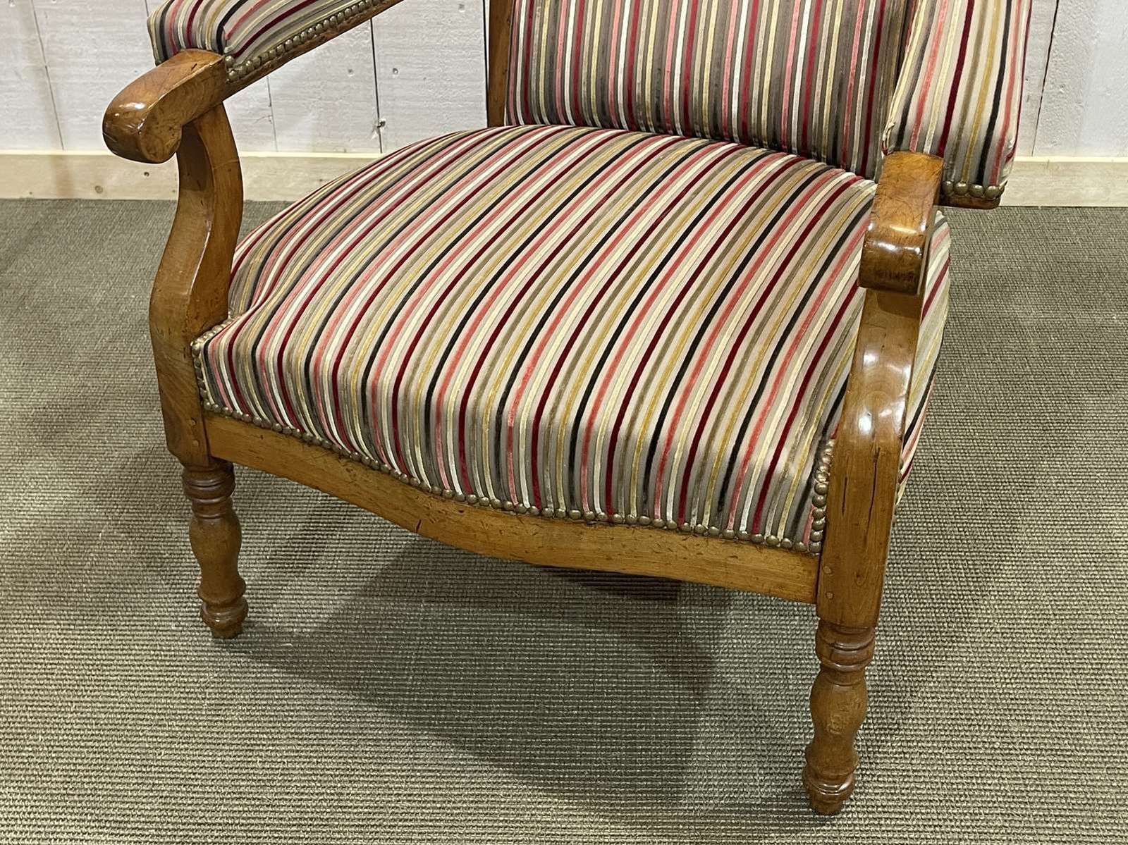 Late 19th Century Voltaire Armchair In Cherry Wood photo buy