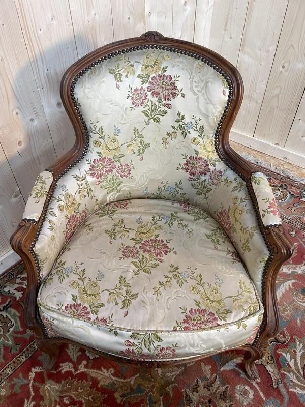 Bergère Style Louis XV Et Repose Pied photo vinterior