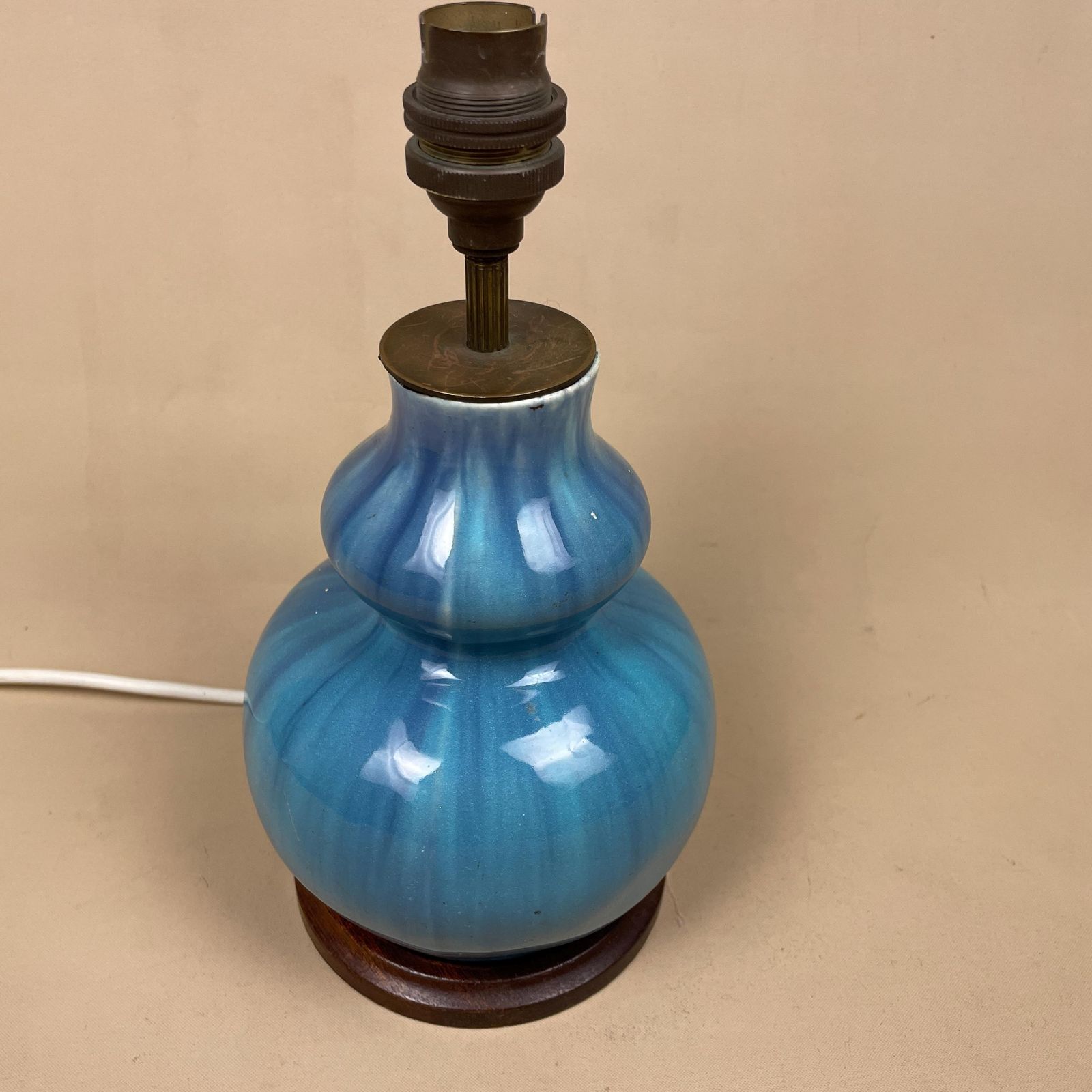 Vintage Ceramic Lamp Light Bedside Table Hand Painted Glaze Design Pattern Vase Blue Antique Brass Gold Trims Medium Wood Base photo Lighting