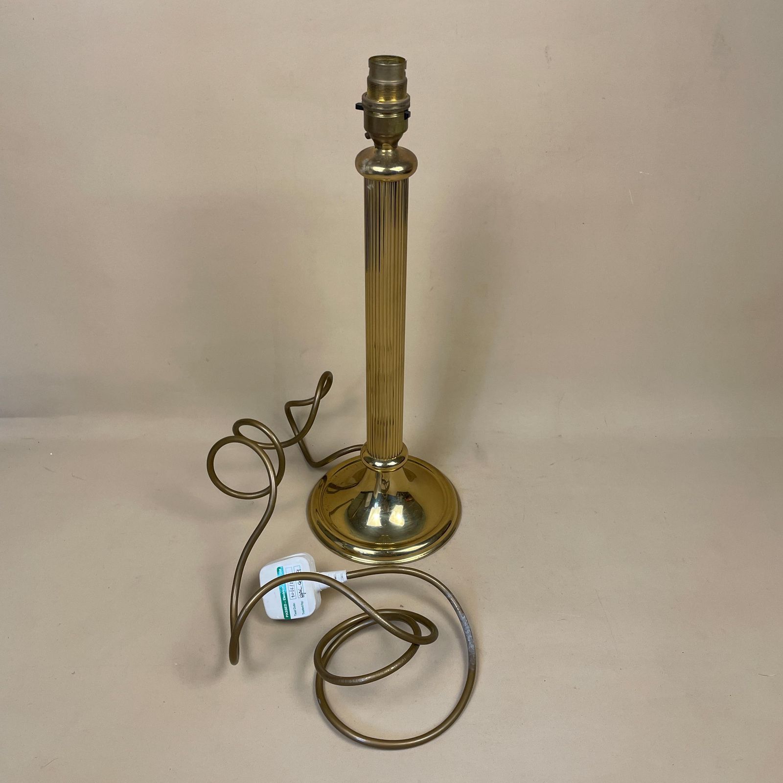Vintage Metal Gold Brass Lamp Light Bedside Table Ornate Column Pillar Desk Antique Round Base Detail Medium Striped photo buy