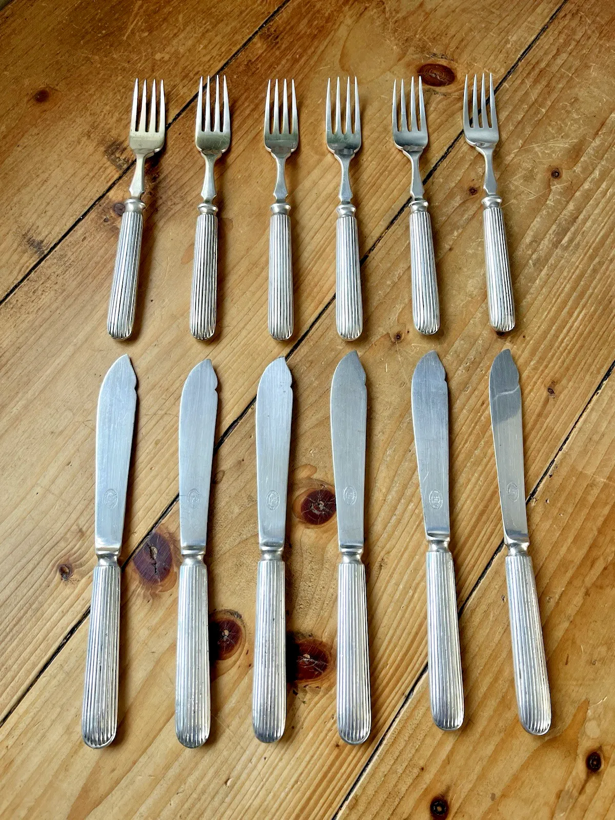 Set Of 6 Antique William Hutton Titanic Reeded Cutlery Set Plated Knifes & Forks photo furniture