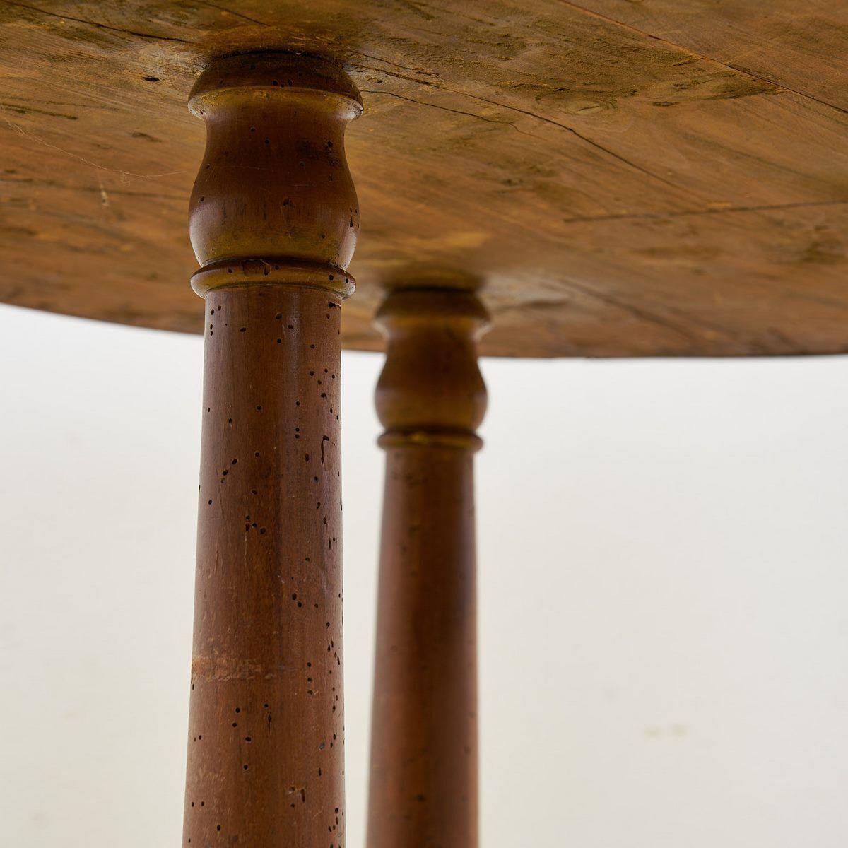 19th Century Round Table, 1800s photo Furniture