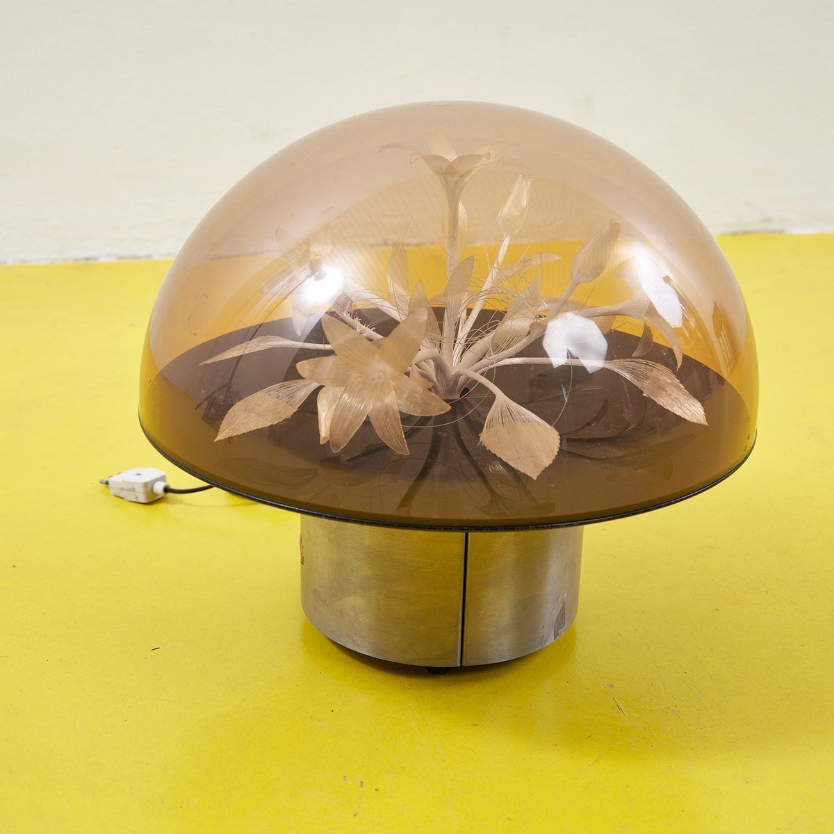 70's Lamp In Fiberglass And Metal photo furniture
