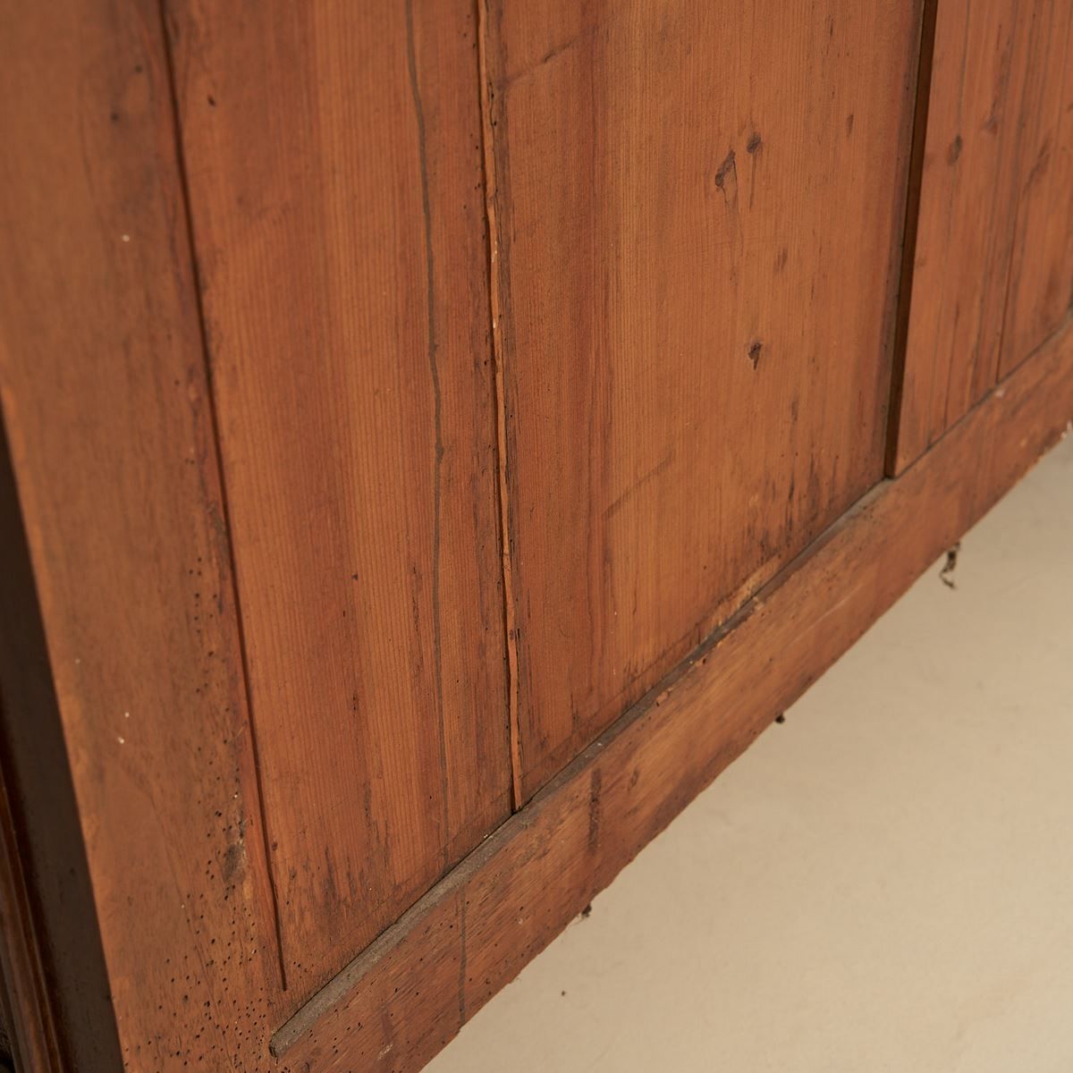 photo vinterior Solid Wood Sideboard