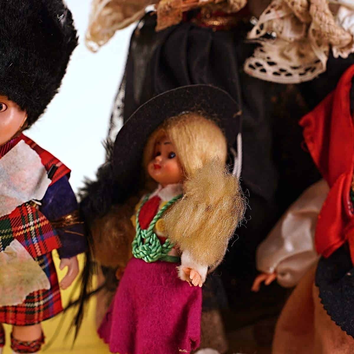 Vintage Dolls With Open Close Eyes 6 Pieces photo buy
