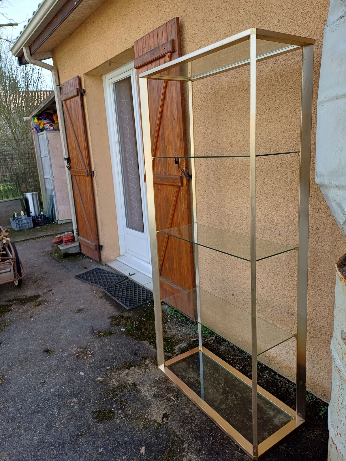 287.0 Vintage Shelving Unit In Gold Aluminum And Glass photo