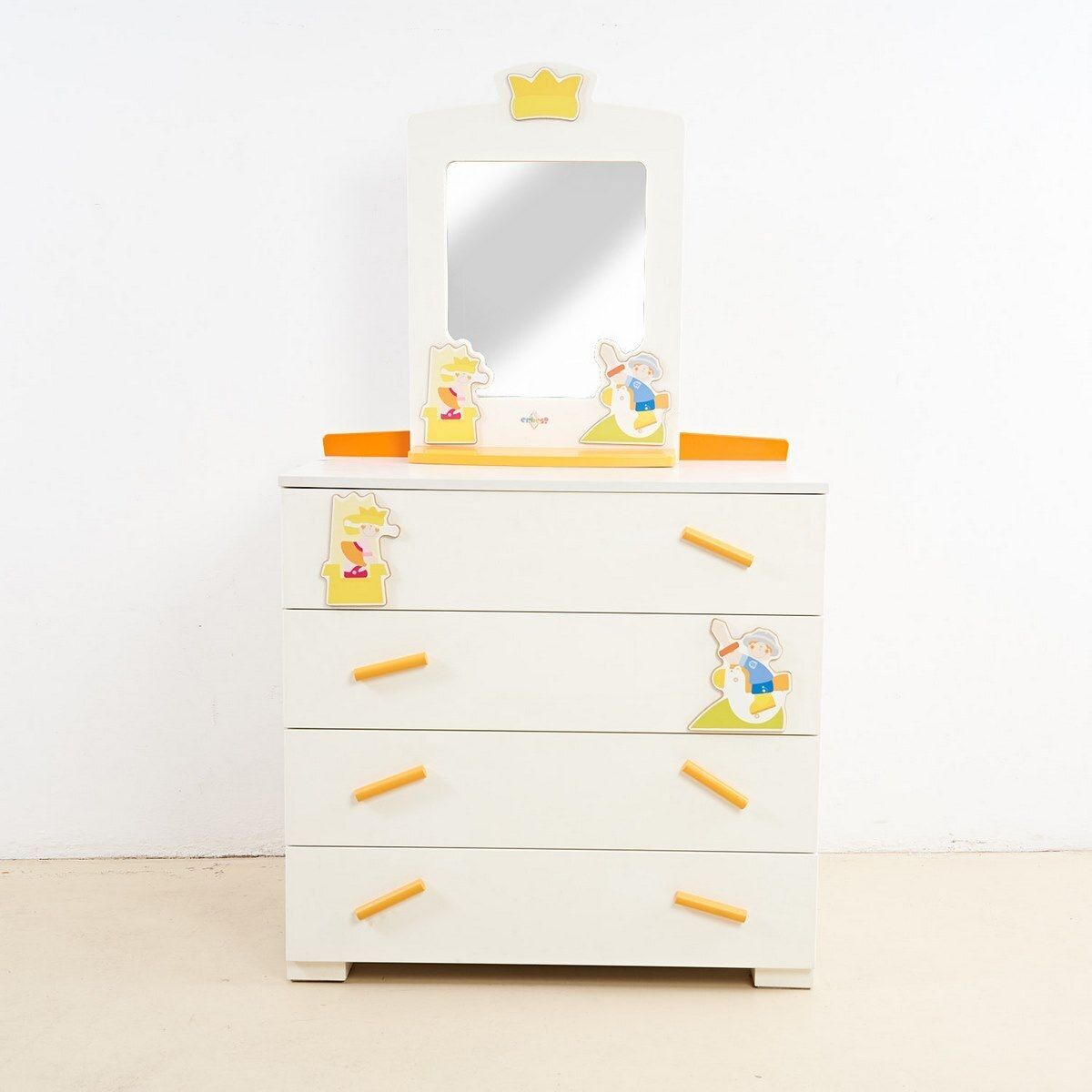 Children's Room Chest Of Drawers With Mirror