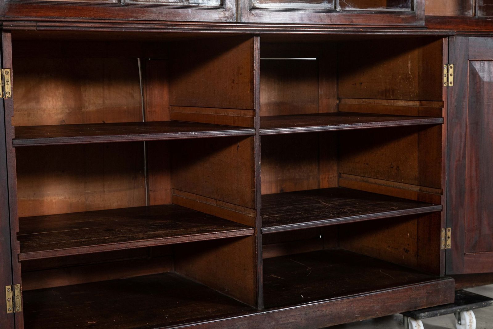 8450.0 Monumental English Early 19thc Astral Arch Glazed Mahogany Breakfront Bookcase photo