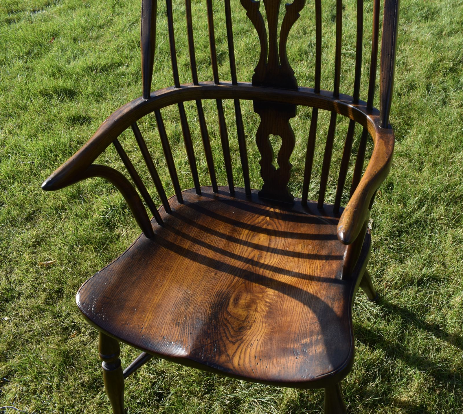 Antique Windsor Arm Chair, 1900s photo vintage