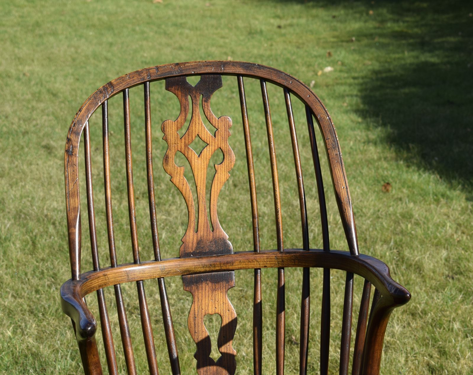 445.0 Antique Windsor Arm Chair, 1900s photo