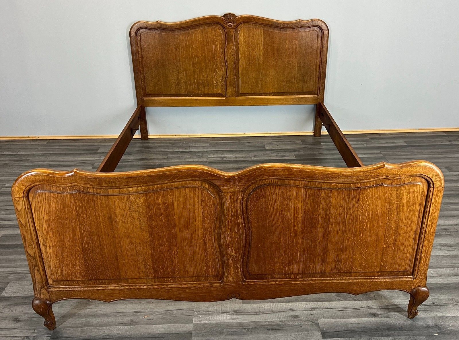 Antique French Louis XV Carved Oak Double Bed Frame Vintage – Lot 3659