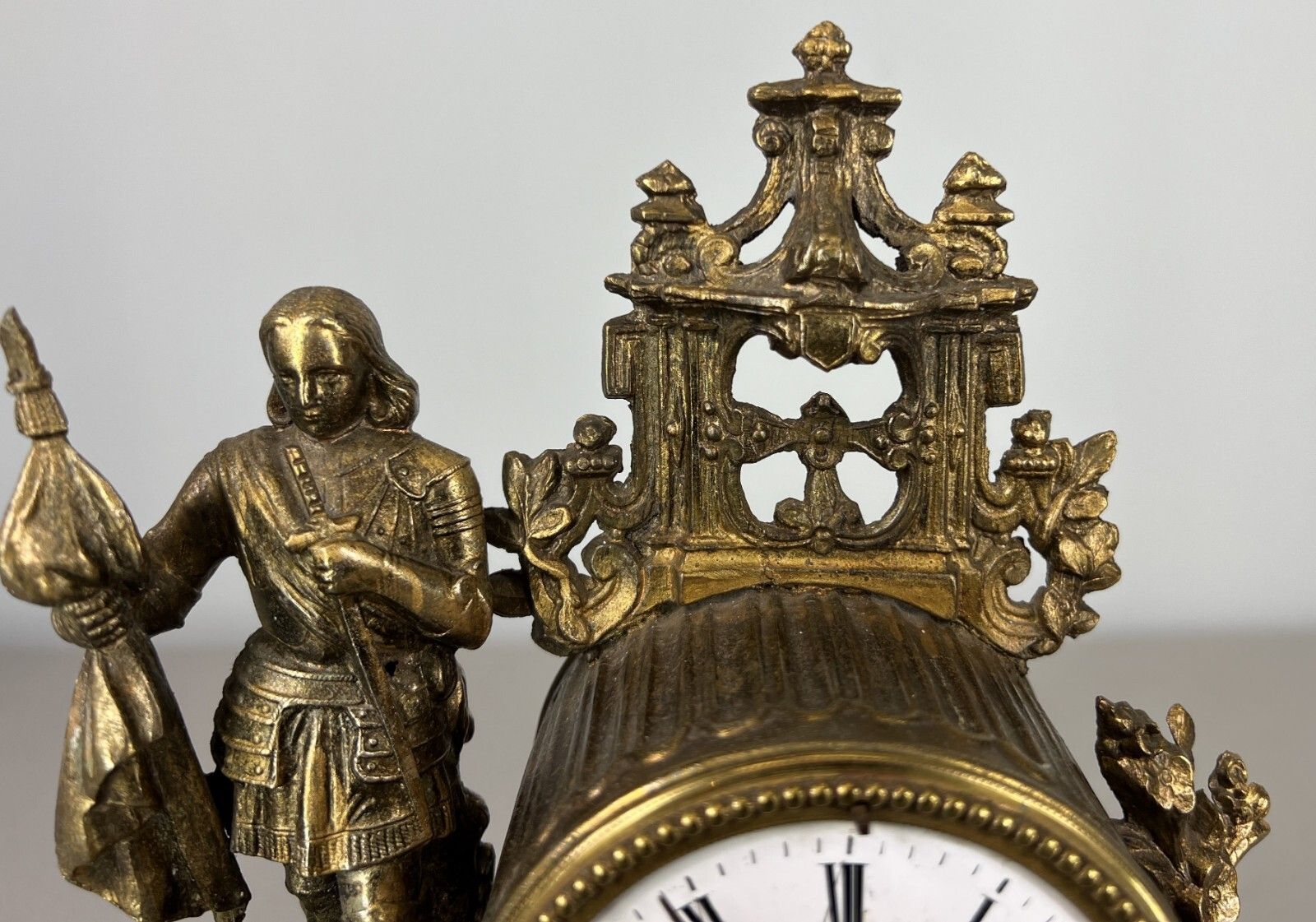 Antique Japy Frères Mantel Clock – Gilt Bronze, 19th Century (Lot 3602) photo furniture