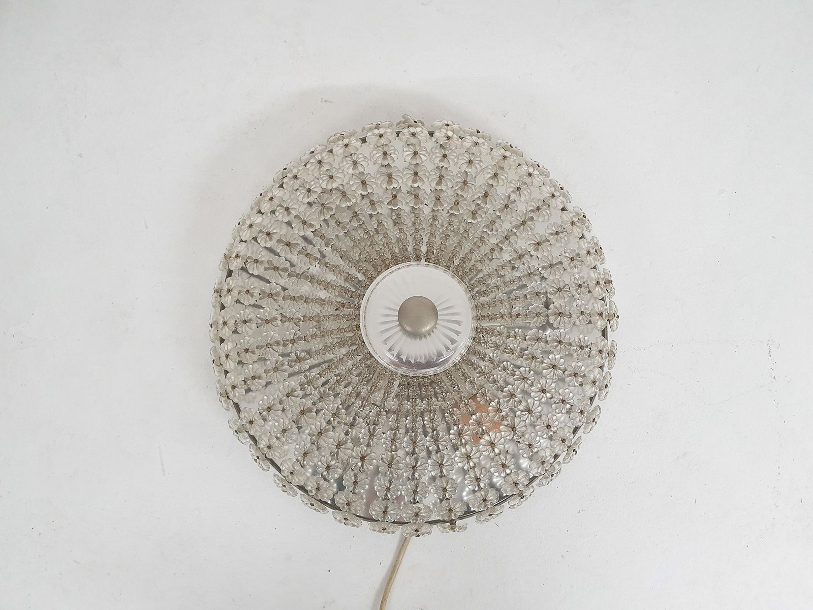Mid Century Plafondlamp Met Glazen Bloemen, Frankrijk, Jaren 1960 photo for sale