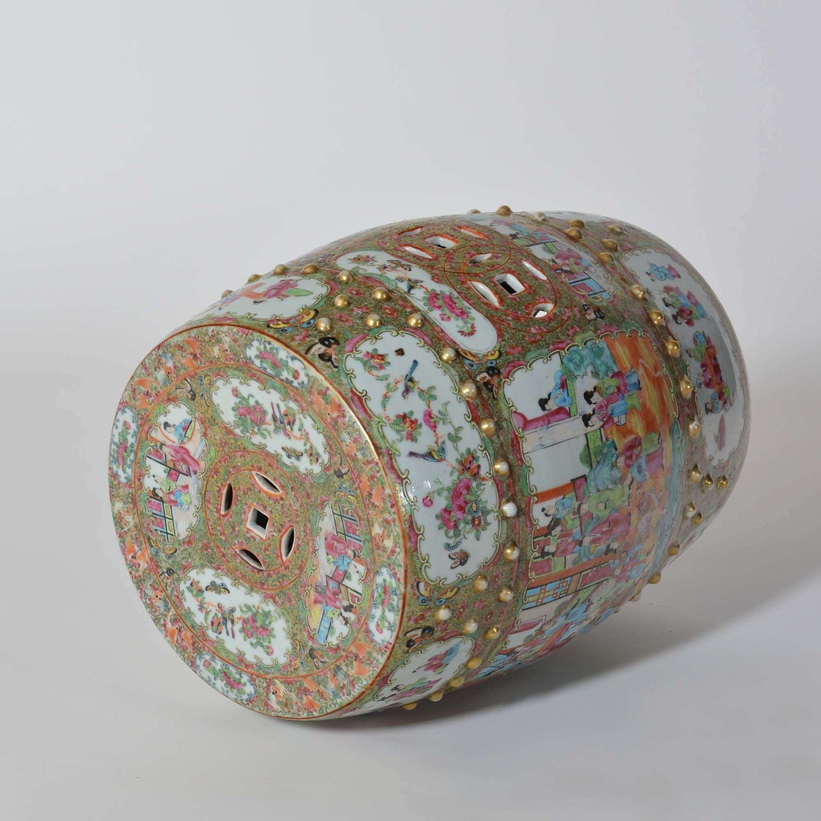 2450.0 19th Century Chinese Canton Famille Rose Porcelain Garden Seat photo
