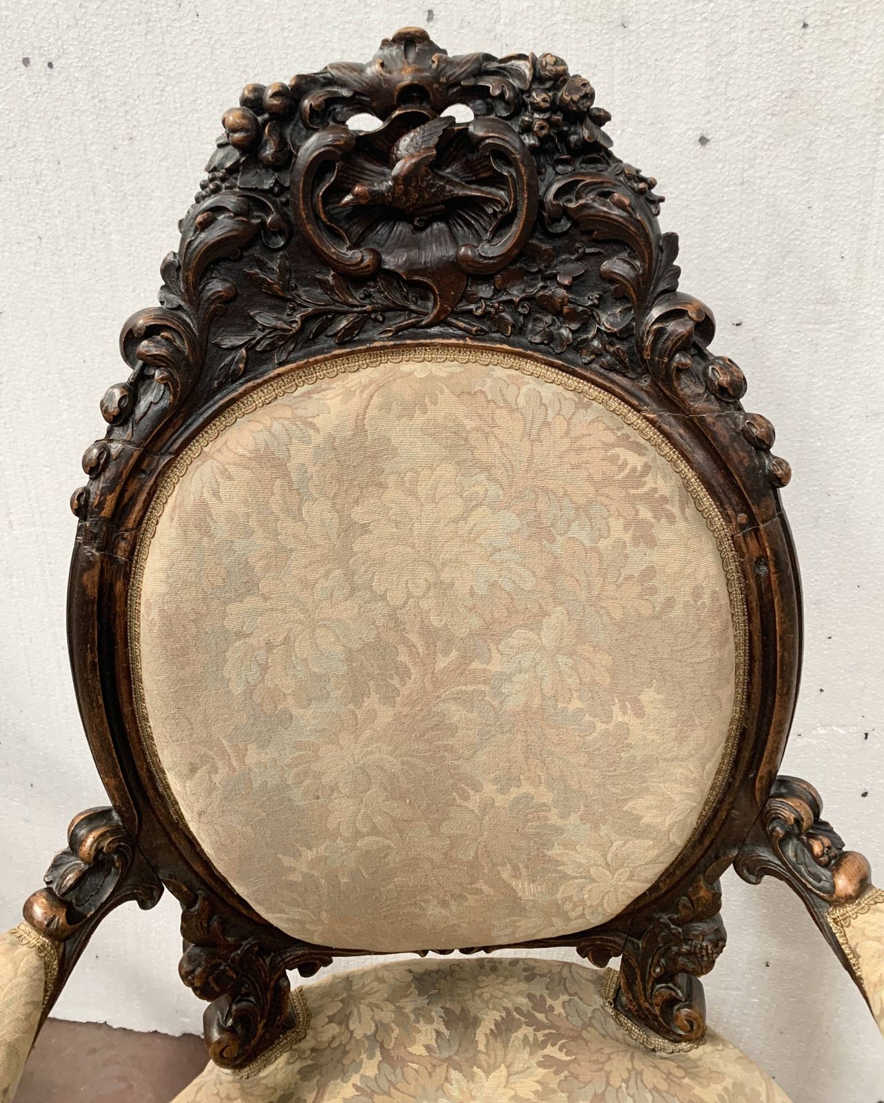 photo furniture Richly Carved Napoleon III Ceremonial Armchair