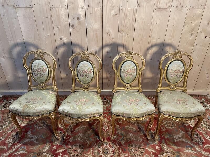 Suite De 4 Chaises En Bois Doré Napoléon III photo furniture
