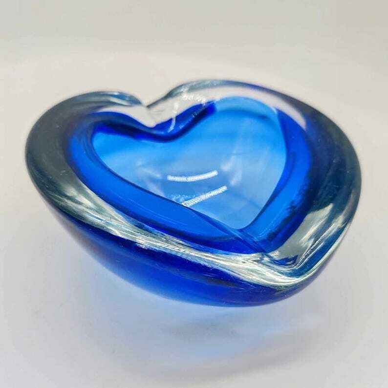 1960s Sunning Heart Shaped Ashtray Or Catch All In Murano Glass By Flavio Poli For Seguso. Made In Italy. photo furniture