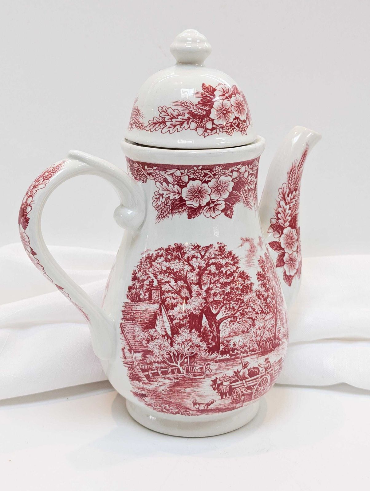 photo for sale Vintage J Broadhurst From "The Constable Series Bicentennial "1776   1976" Pink & White Coffee Pot, Tea Pot, Antique.