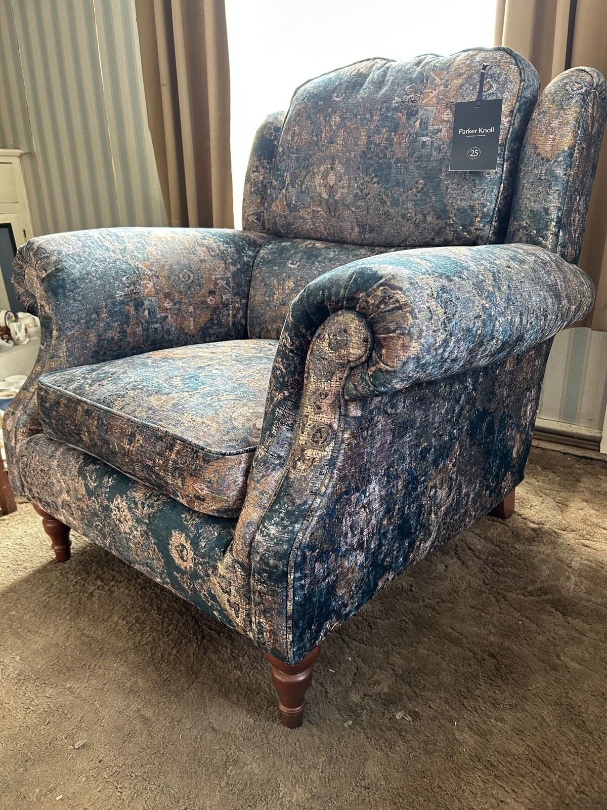 Parker Knoll Armchair, Very Little Wear And Tear As The Owner Covered This Chair With Throws photo Furniture