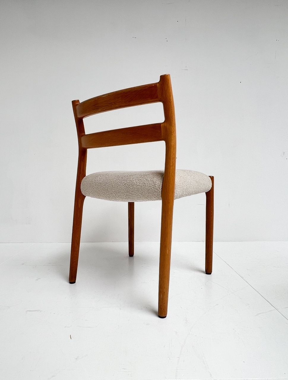 Set Re Upholstered Model 84 Chairs By Niels Otto Møller, 1960s photo vinterior