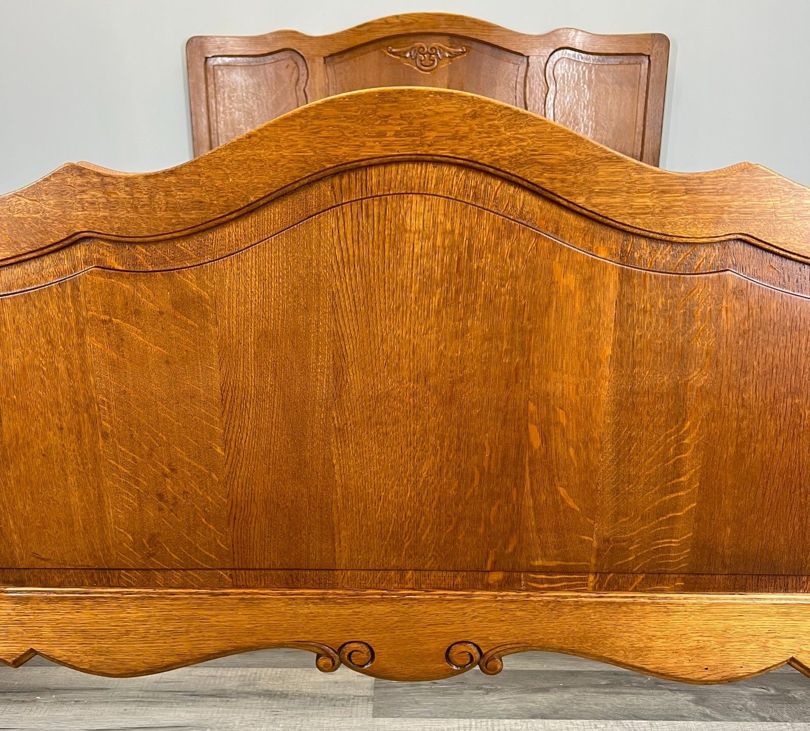 Double Bed Antique French Louis XV Carved Vintage – Lot 3664 photo Furniture