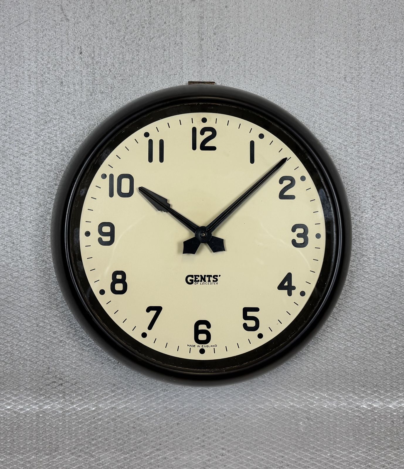 Vintage Brown Bakelite Wall Clock By Gents Of Leicester, 1950s photo 369.0