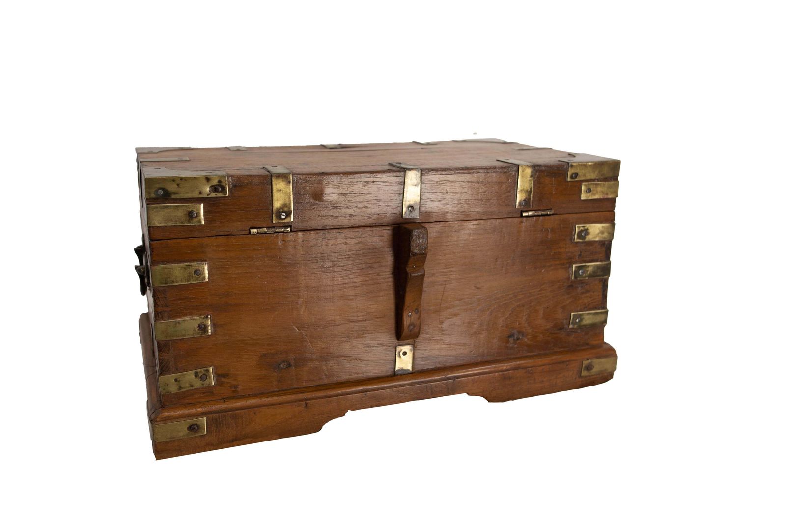 photo vinterior 19th Century Little Chest Or Coffer Carved Oak, French
