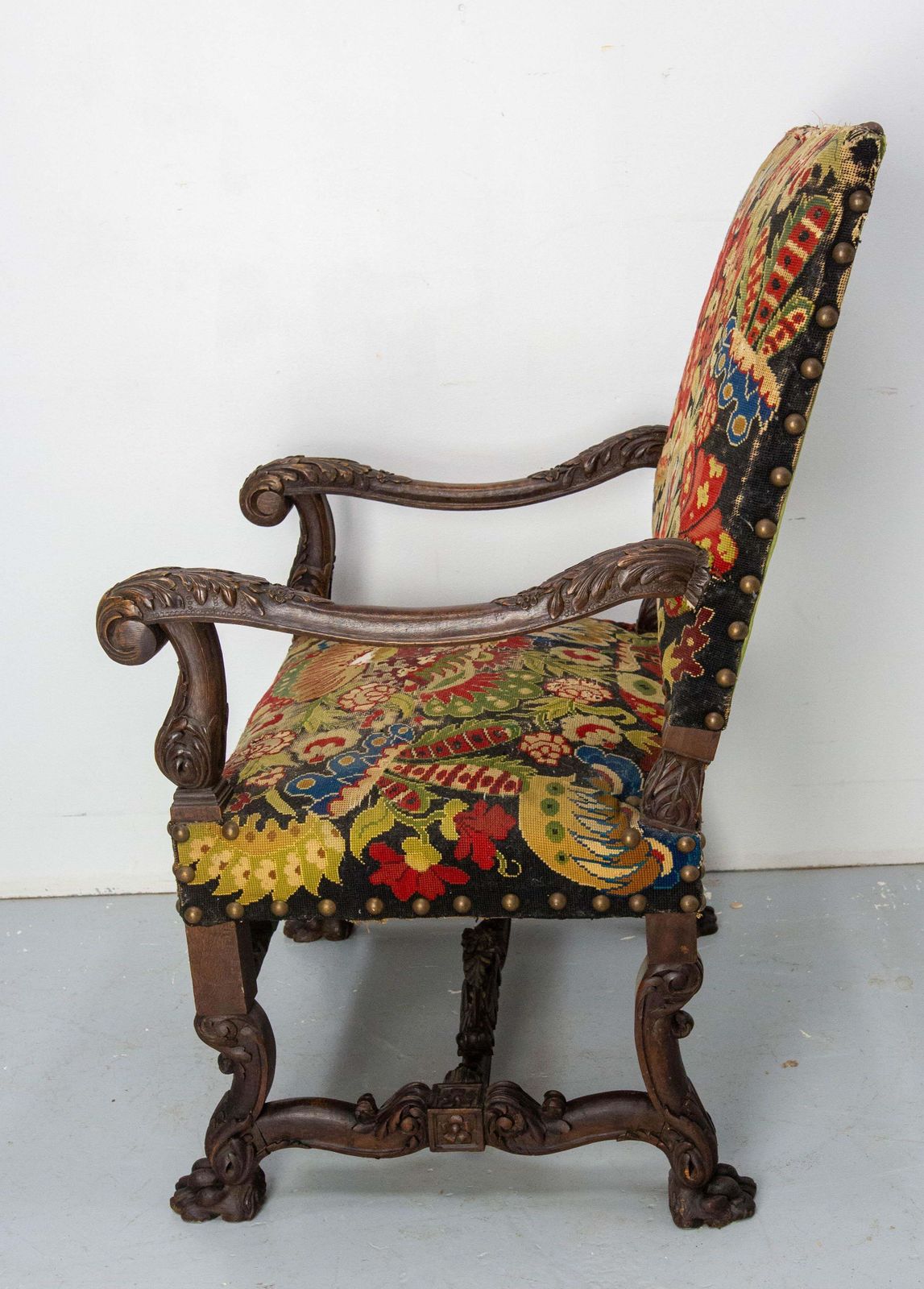 English Victorian Walnut Armchair Lion Paws Feet, Late 19th Century photo 1224.0