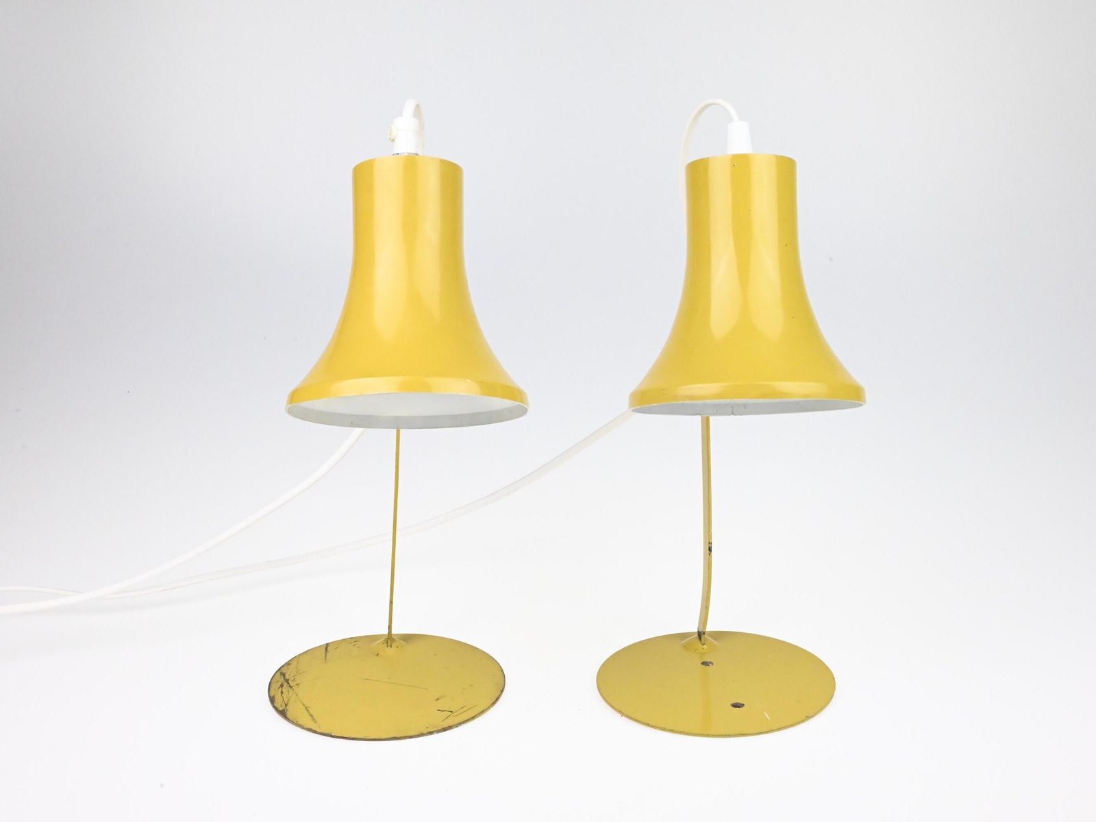 Pair Of Vintage Beige Table Lamps, Pair Of Lamps, Pair Of Bedside Lamps, Bedside Lamps, Table Lamps, Mid Century Lamps, Vintage Lamps photo for sale