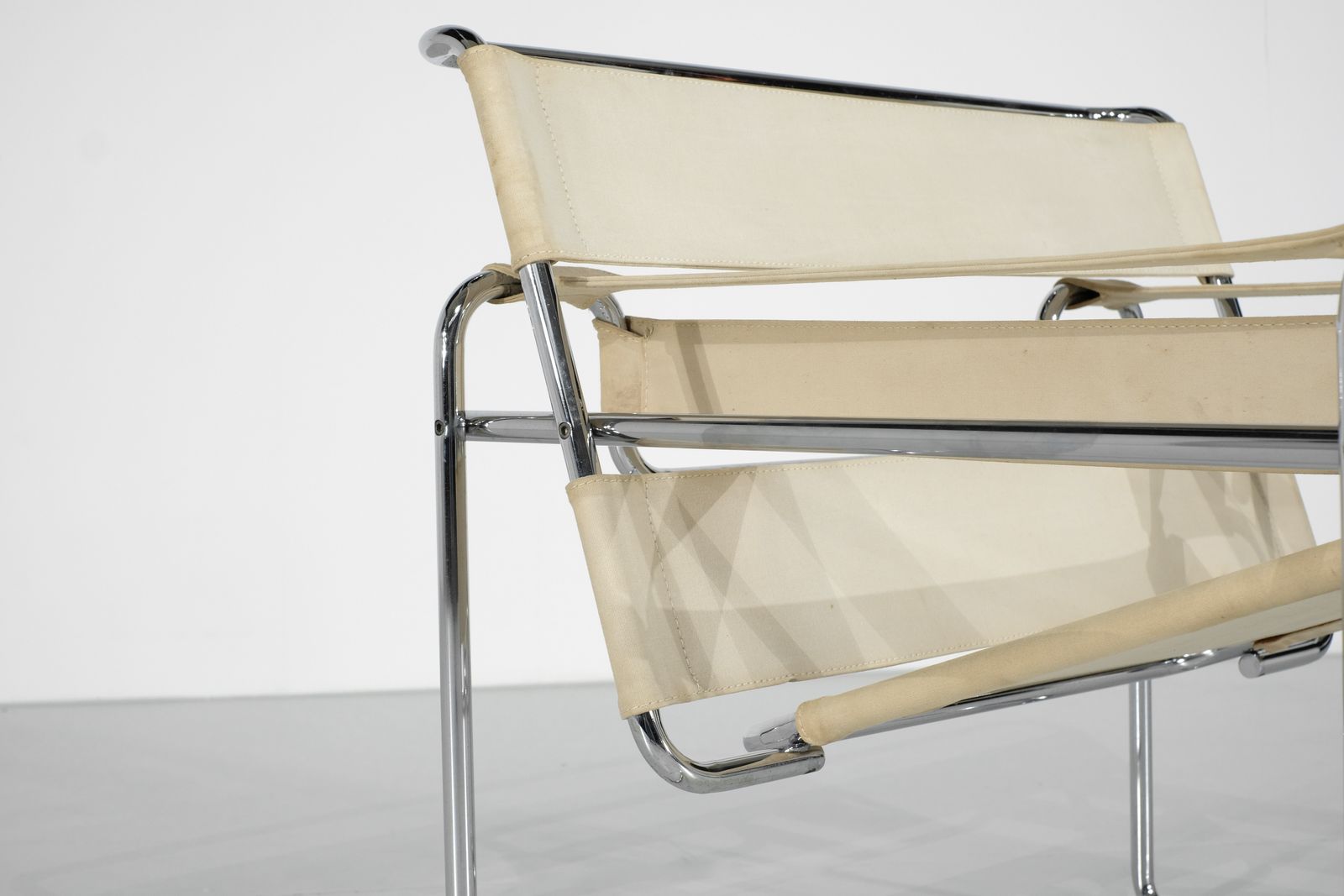 Armchair "B3 Wassily" Fabric By Marcel Breuer For Gavina, 1925s. photo vinterior