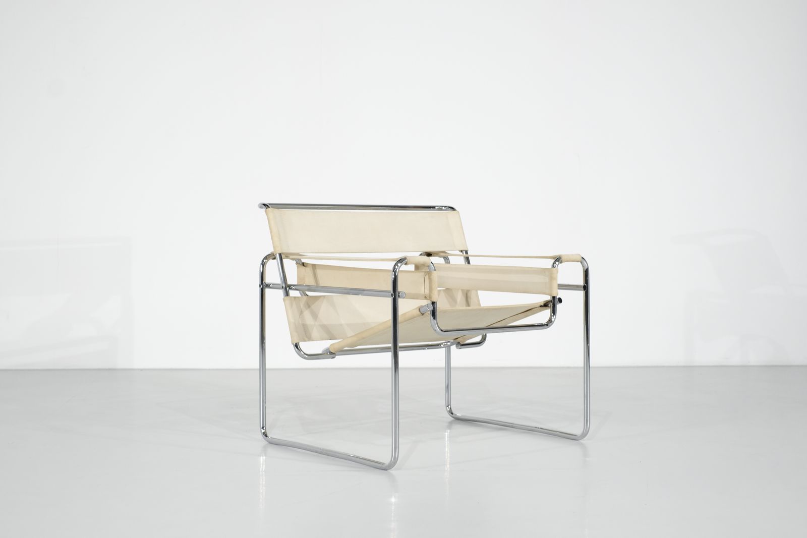 Armchair "B3 Wassily" Fabric By Marcel Breuer For Gavina, 1925s. photo vintage