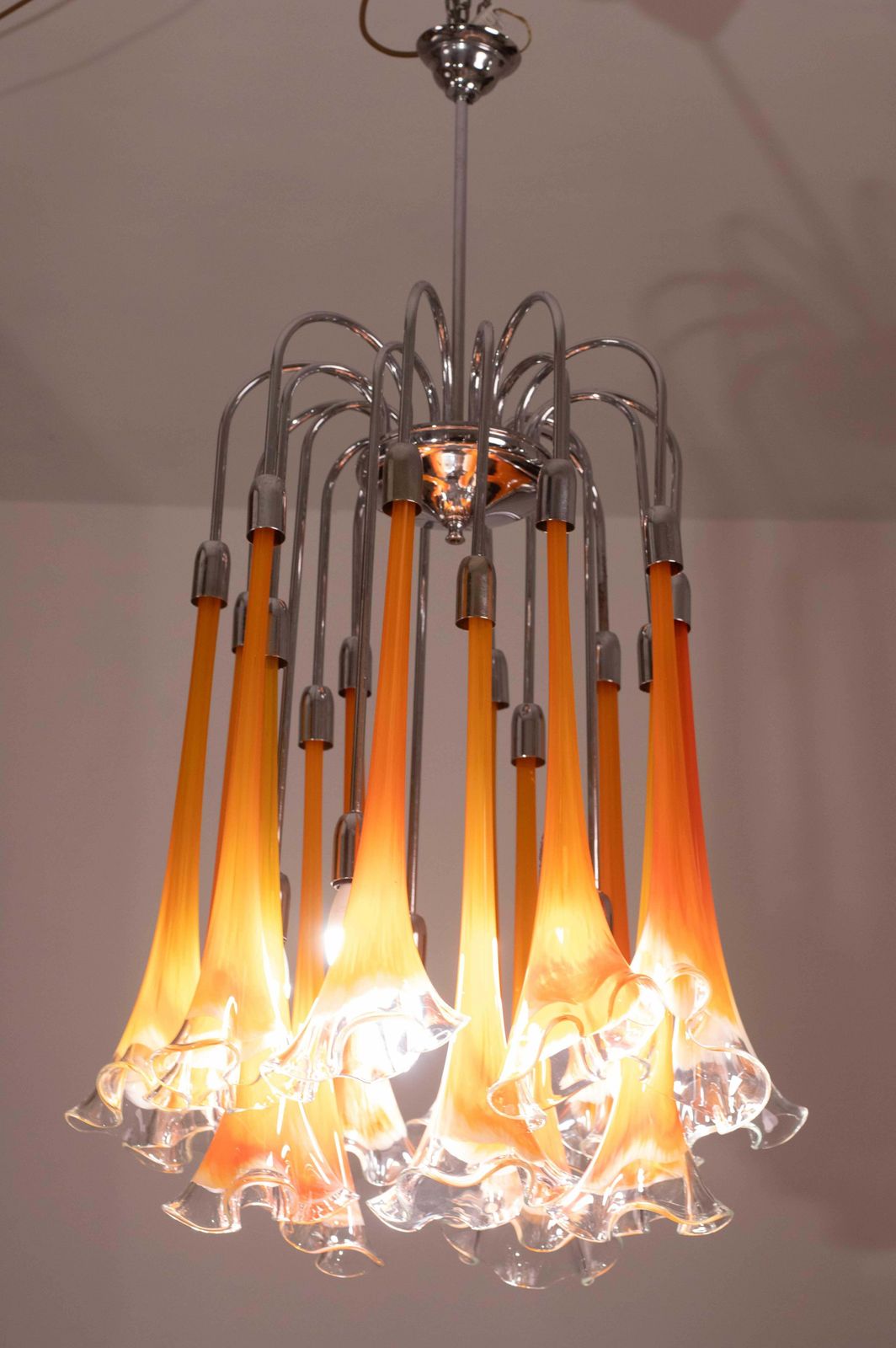 photo vintage Great Design Murano Glass Orange Chandelier “Calle” By Venini, 1970