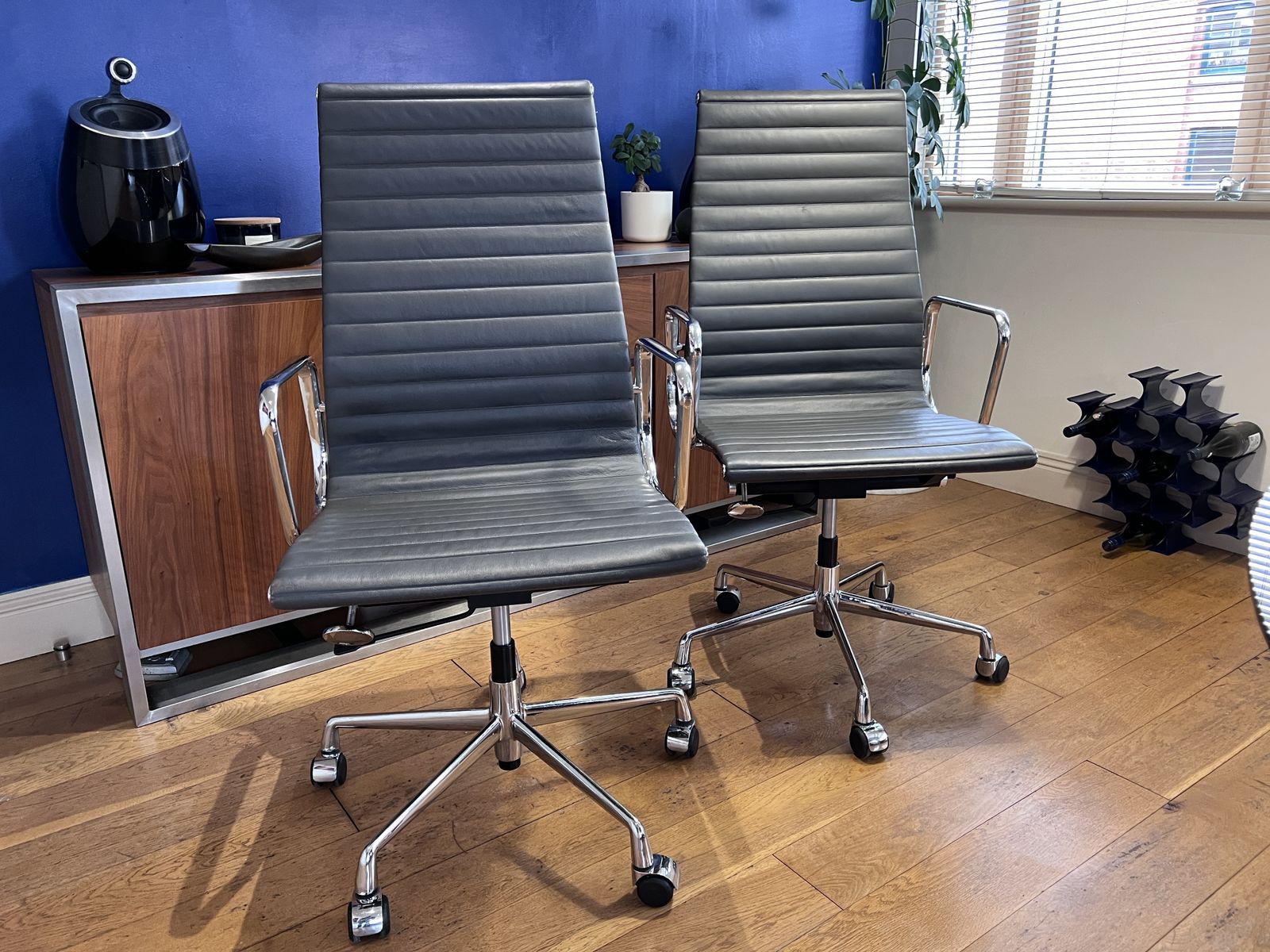 Vintage Eames Icf Ea119 Grey Leather Swivel Chrome Office Chair (2 Available)