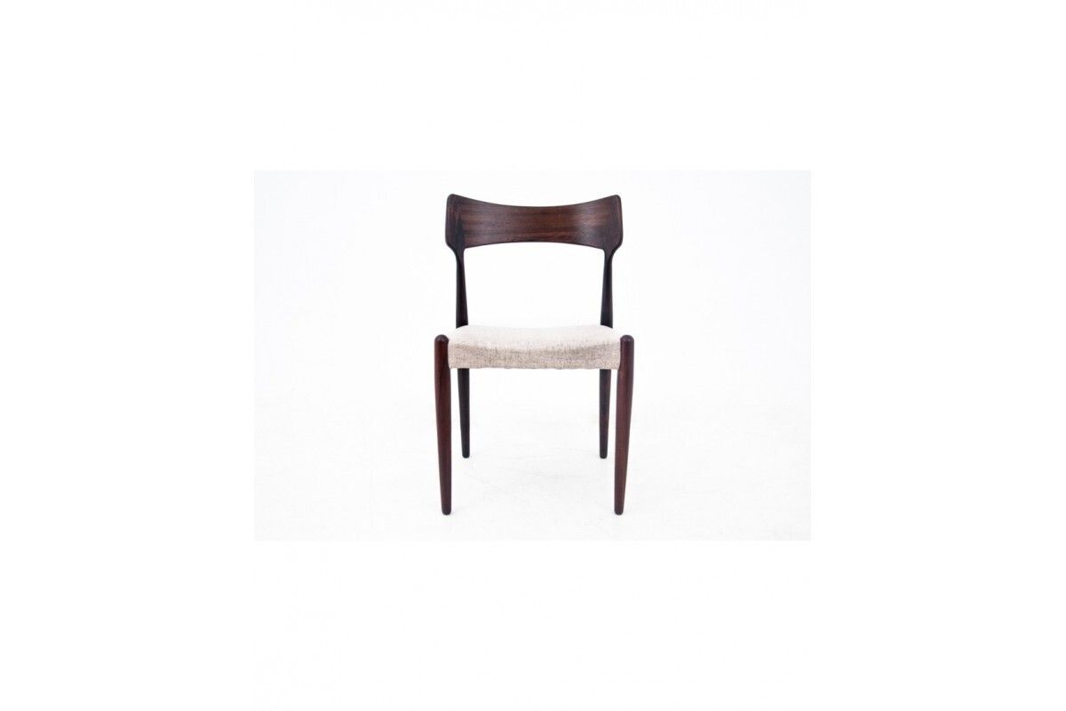 photo for sale Round Table With Four Chairs From The 1960s, Denmark. After Renovation.