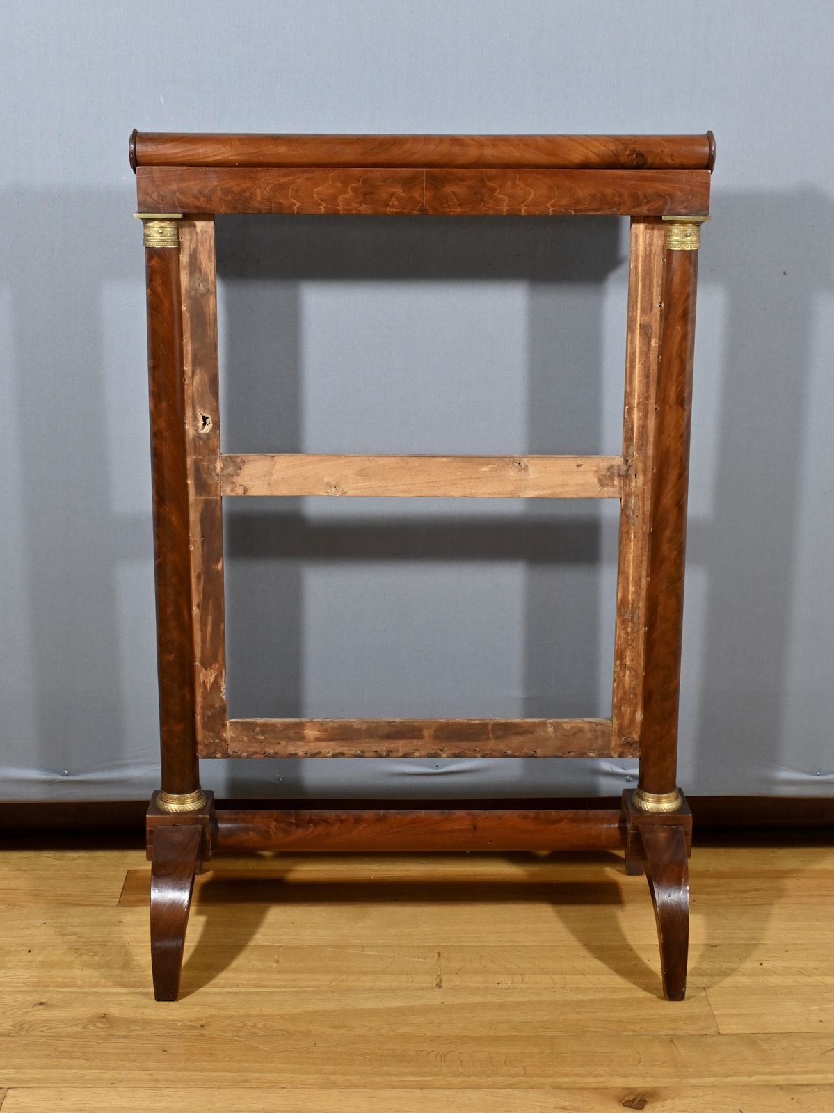 710.0 Mahogany Fireplace Screen, Empire Period – Early 19th Century photo