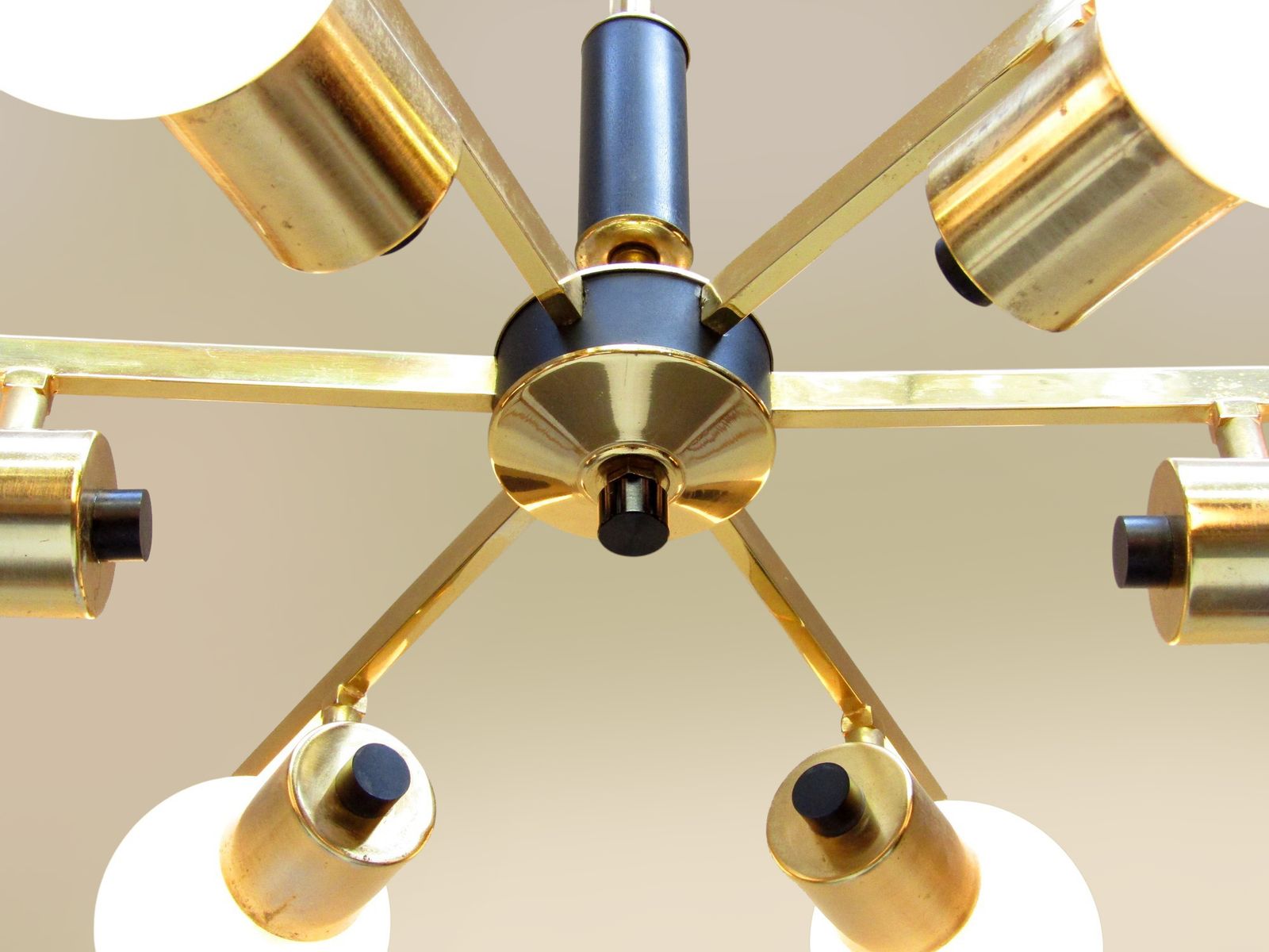Large 1960s French Starburst Chandelier In Brass And Black By Maison Arlus photo 1500.0