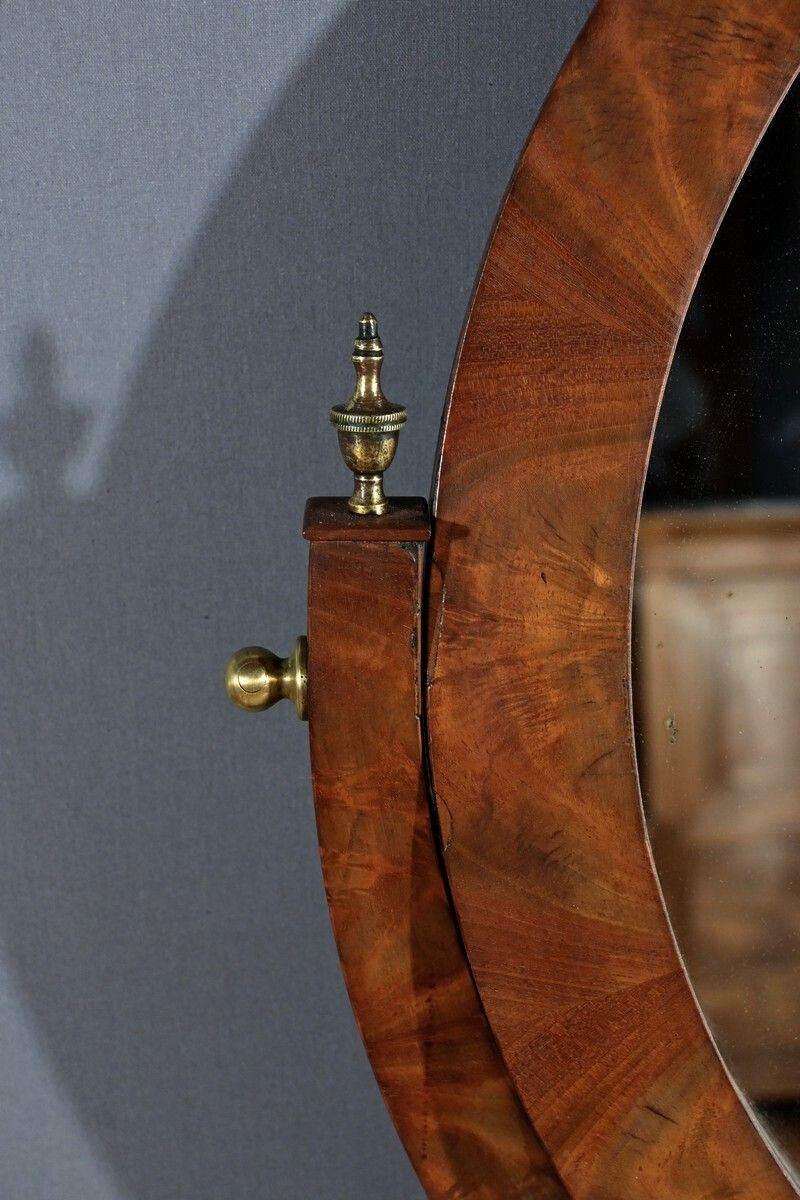 Mahogany Burl Dressing Table, Restoration Period – Early 19th Century photo 1830.0