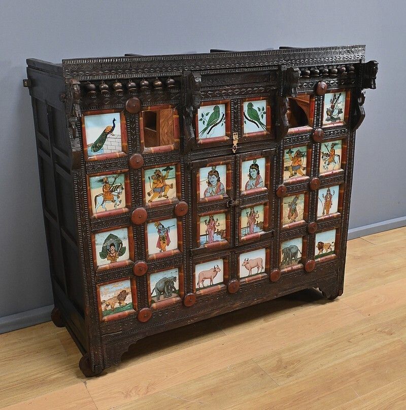 Manjoosh Exotic Wood Commercial Furniture, India – Early 20th Century photo Furniture