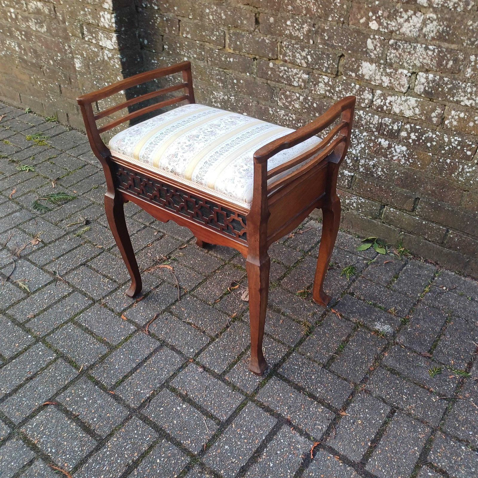 Very Large Antique Late Victorian Mahogany Piano Stool – Elegant Fretwork, Storage Compartment photo furniture