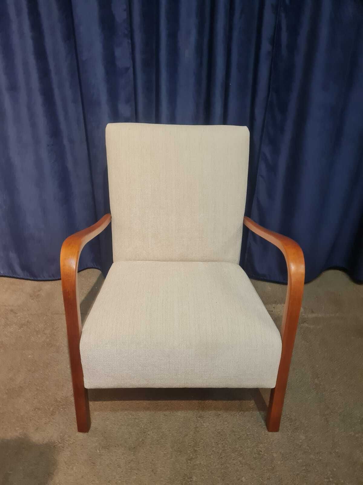 H 204 Armchair, Up Zavody, Jindrich Halabala photo vinterior