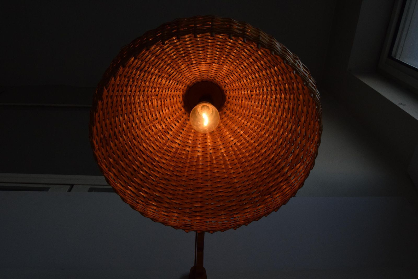 photo vintage Adjustable Wooden Wall Lamp 1960s By Pokrok žilina, Czechoslovakia.